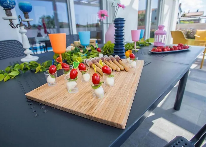 Sunrise 펜션 풀라